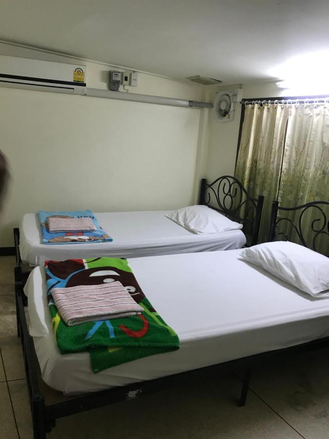 曼谷 7号持有人旅馆酒店 外观 照片